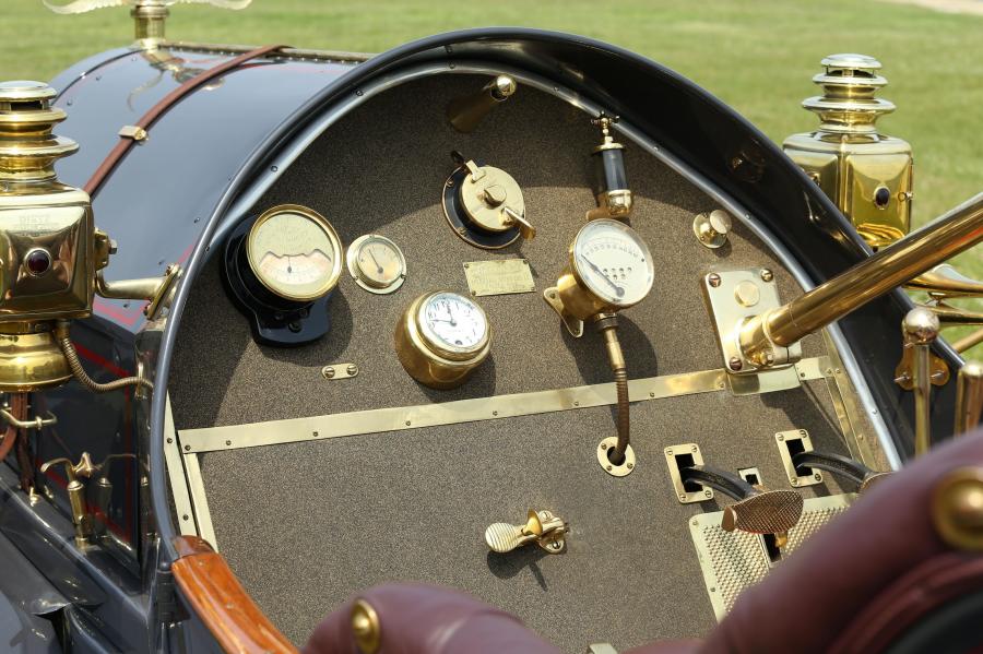Панель приборов Speedwell Model 12-J Speed Car 1912 года  (фото 2 из 12)